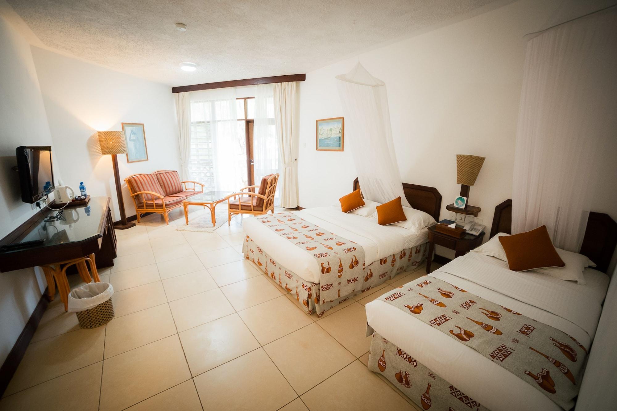 Amani Tiwi Beach Resort Exterior photo