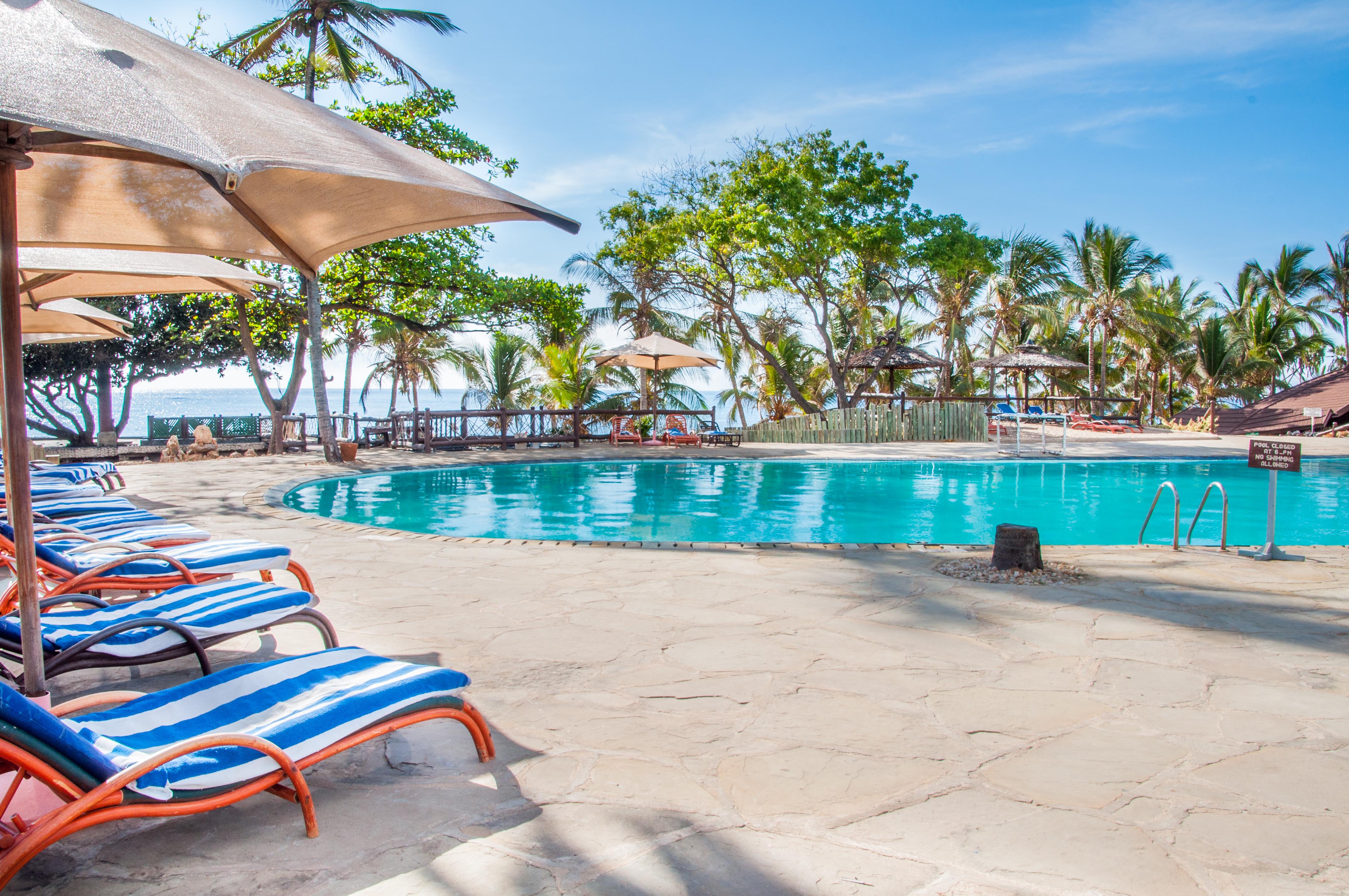 Amani Tiwi Beach Resort Exterior photo